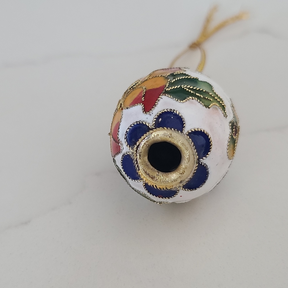 Vtg Set of Four Cloisonné Christmas Ornaments Hummingbird Snowman Ladybug Flower - Picture 8 of 10
